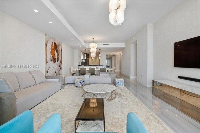 Building Photo - 17901 Collins Ave