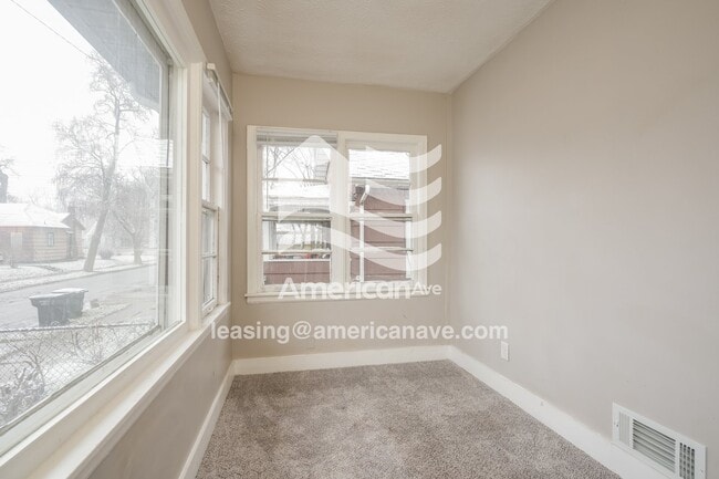 Building Photo - 1346 N Johnson St