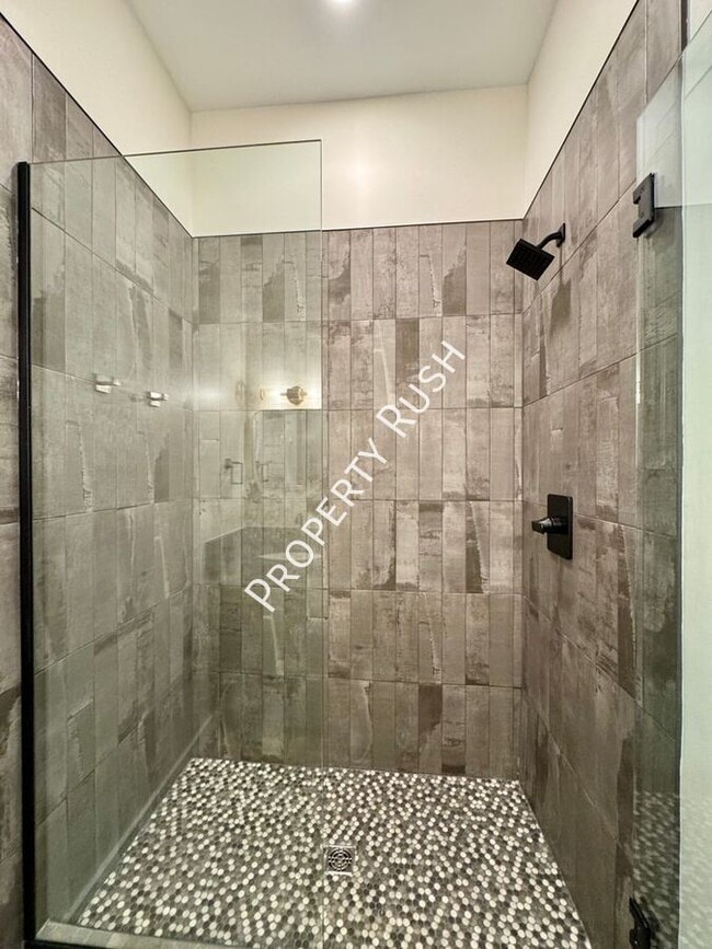 Building Photo - 1861 Zeta Way