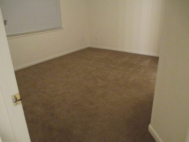 Building Photo - 109 Axis Deer Trail