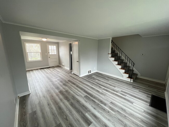 Building Photo - Chatsworth Townhouses