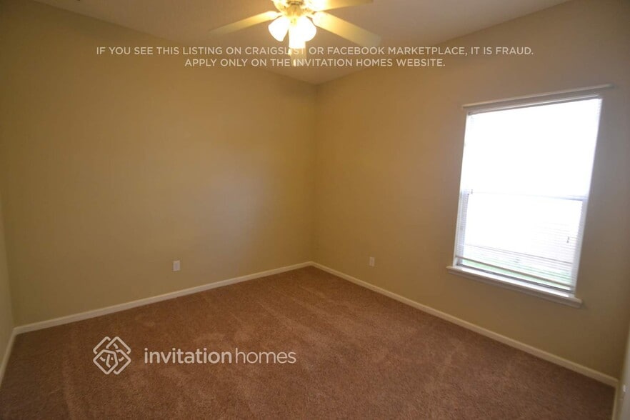 Building Photo - 3115 Wandering Oaks Dr