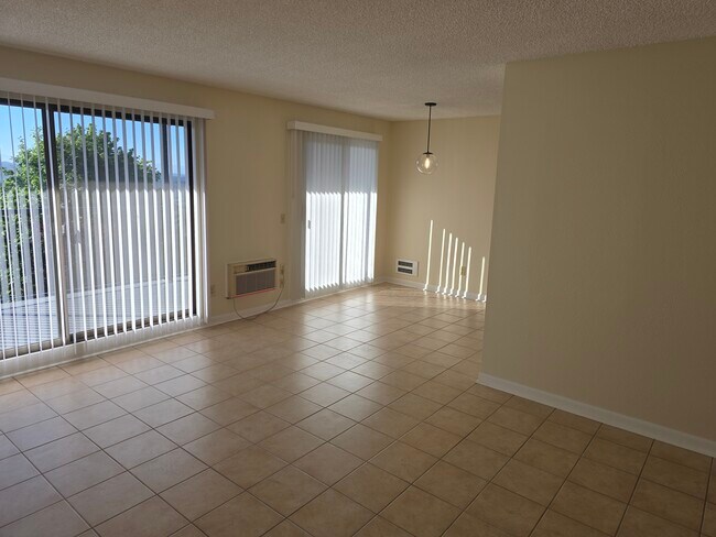 Building Photo - 45 Eagle Crest Dr