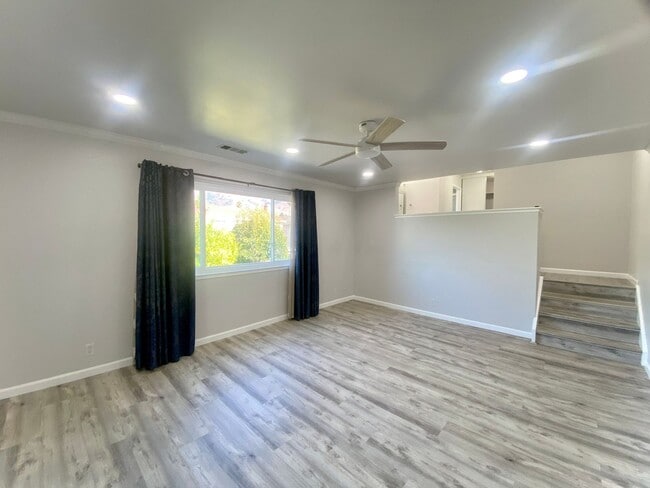 Building Photo - Elegant Fremont Weibel Home with Fruit-Fil...