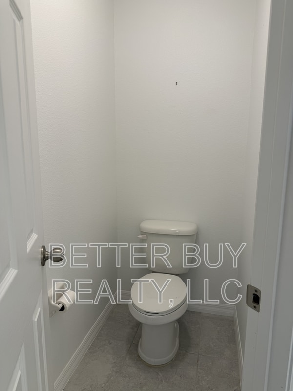 Building Photo - 16 Kalendar Ct