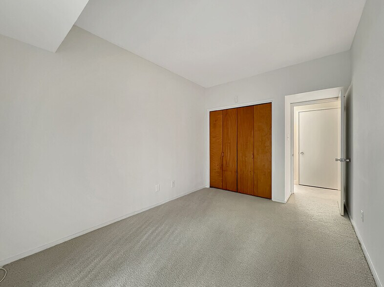 Building Photo - 609 Indian Springs Ct