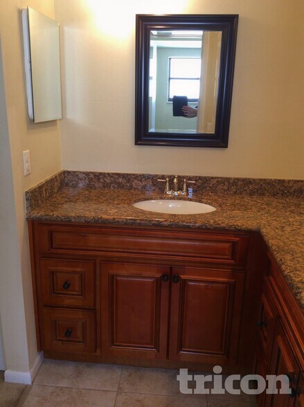 Building Photo - 4111 Sand Lake Ct