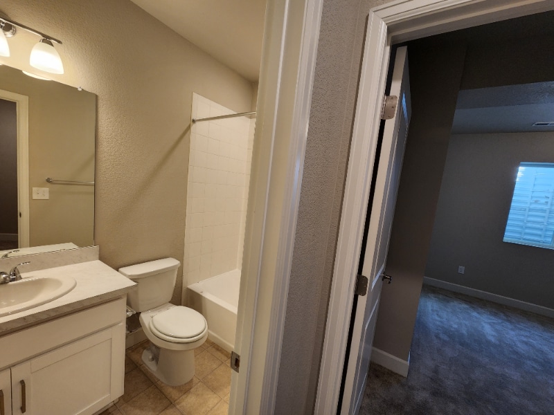 Building Photo - 3594 Silver Rock Cir