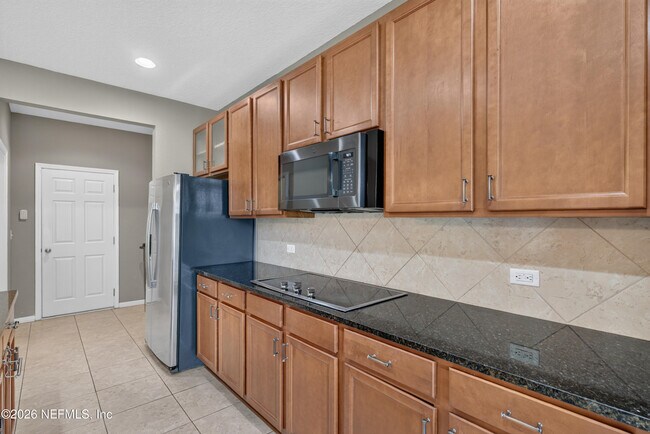 Building Photo - 263 Gilmore Ln