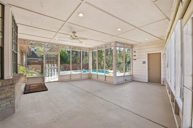 Building Photo - 3718 Wildwood Ridge Dr