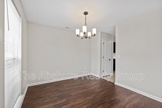Building Photo - 5216 Carriage Pine Dr