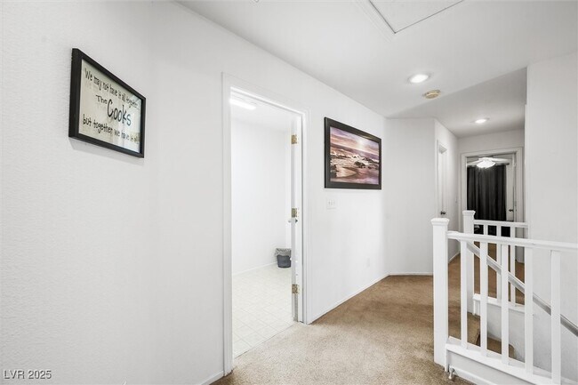 Building Photo - 10389 Calypso Cave St