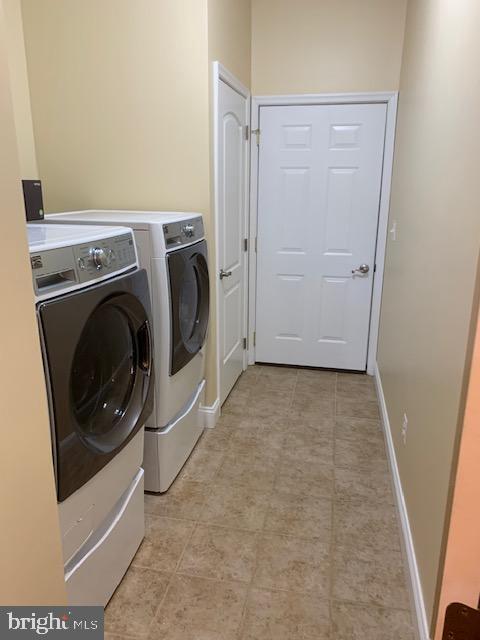 Building Photo - 24900 Fox Run Ln