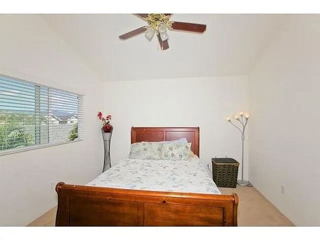 Building Photo - A stunning two-story house boasts three spacious bedrooms and 2.5 bathrooms