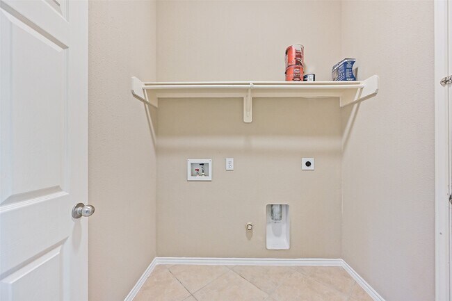 Building Photo - 3258 Gladewater Ln