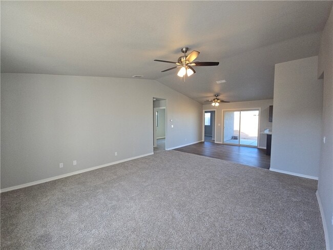 Building Photo - 2951 E Colina Cerbat