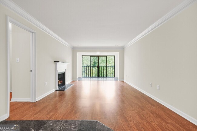Building Photo - 23203 Plantation Dr NE