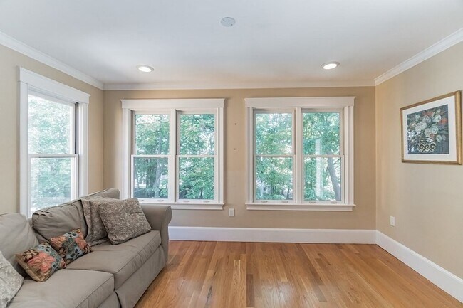 Building Photo - 73 Lexington Ave