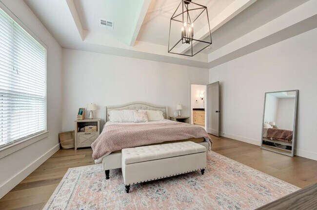 Building Photo - 4001 Stone Hl Ln