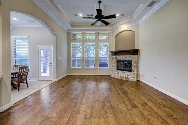 Building Photo - 26803 Longleaf Valley Dr