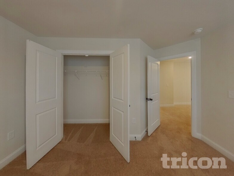 Building Photo - 7109 Jerimoth Dr