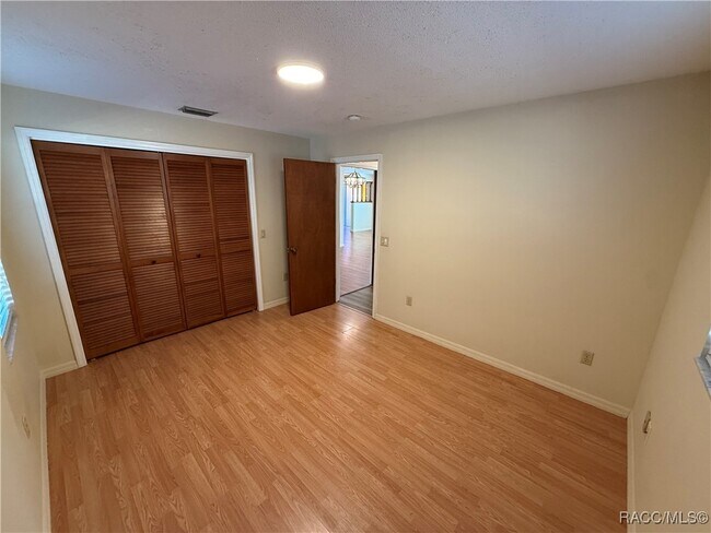 Building Photo - 6191 E Tenison St