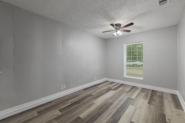 Building Photo - 3201 Forestdale Ln
