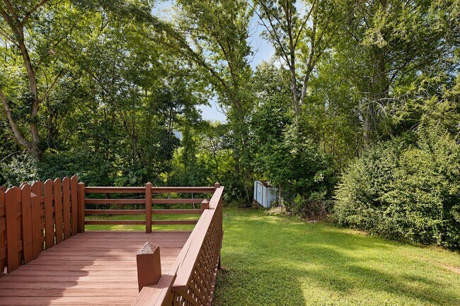 Building Photo - 930 Claudius Ct
