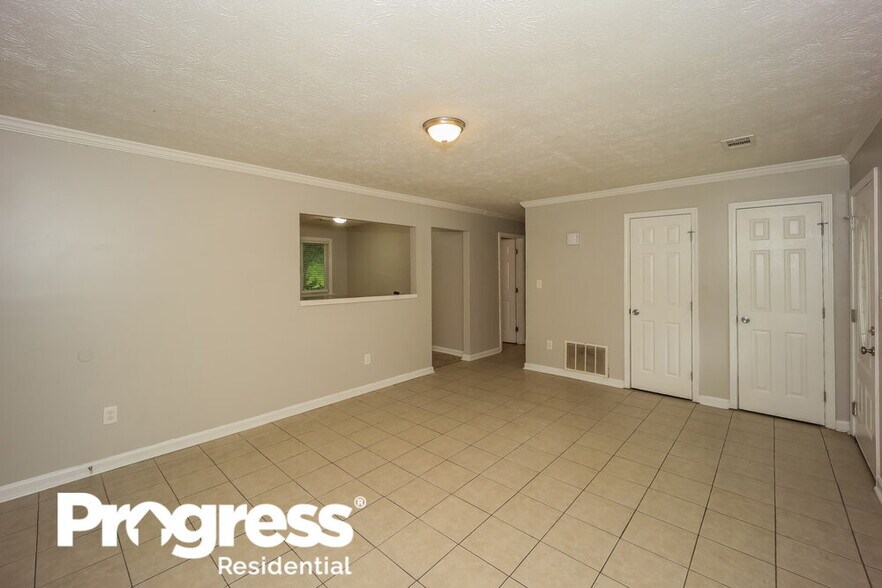 Building Photo - 5539 Hall Cir