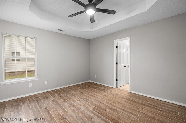 Building Photo - 1561 Whippoorwill Dr