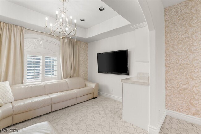 Building Photo - 2272 Coral Ridge Ave