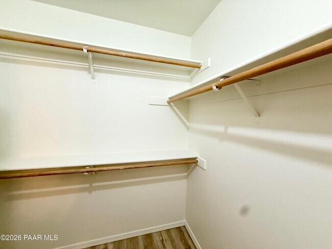 Building Photo - 7160 E Thrush Ln