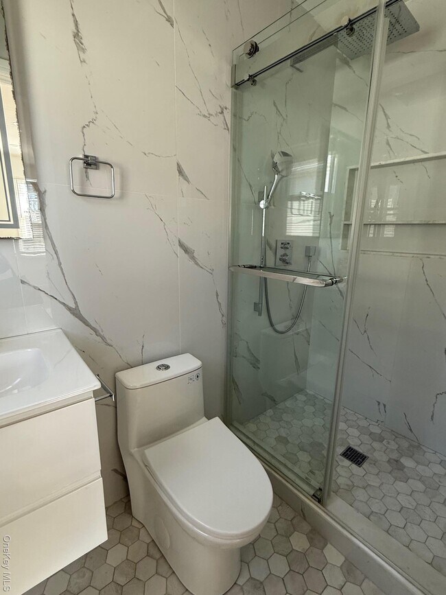 Building Photo - 215-15 17th Ave