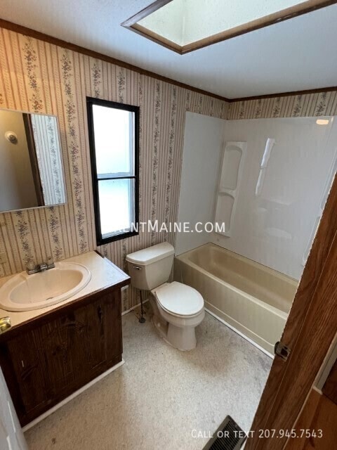 Building Photo - 17 Schoppe Dr