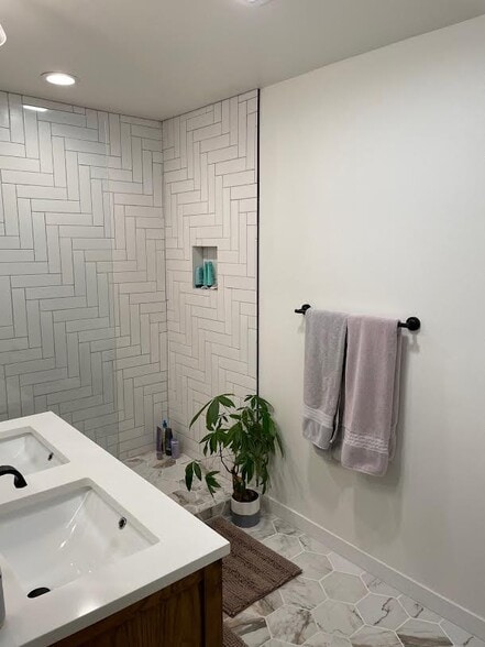 Building Photo - 20131 20th Ave NW