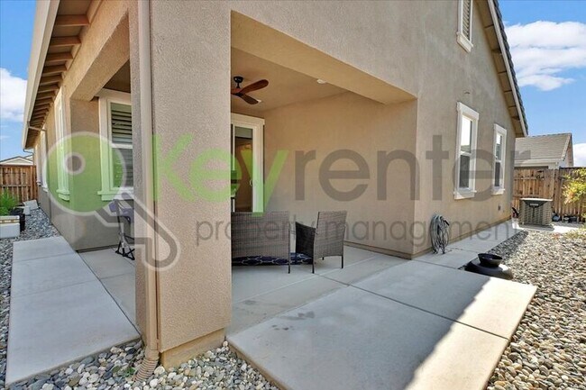 Building Photo - 4168 Gossamer St