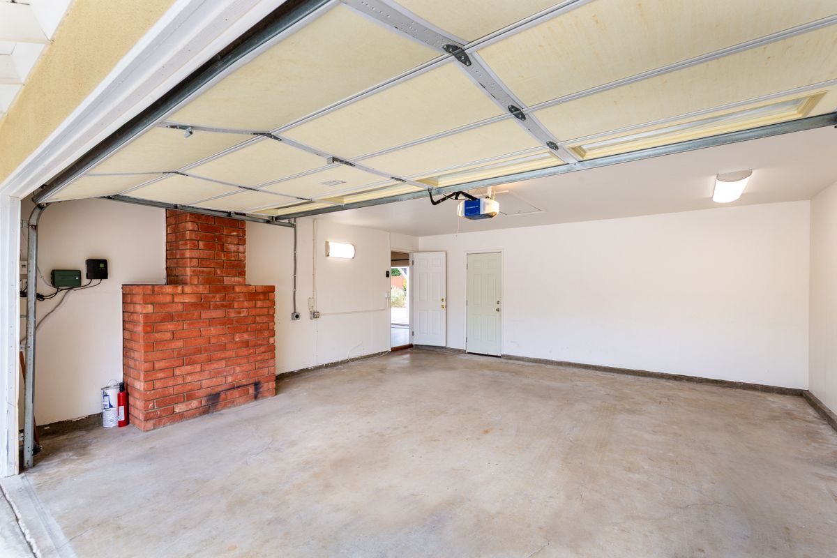 Building Photo - 3340 Tuxford Pl
