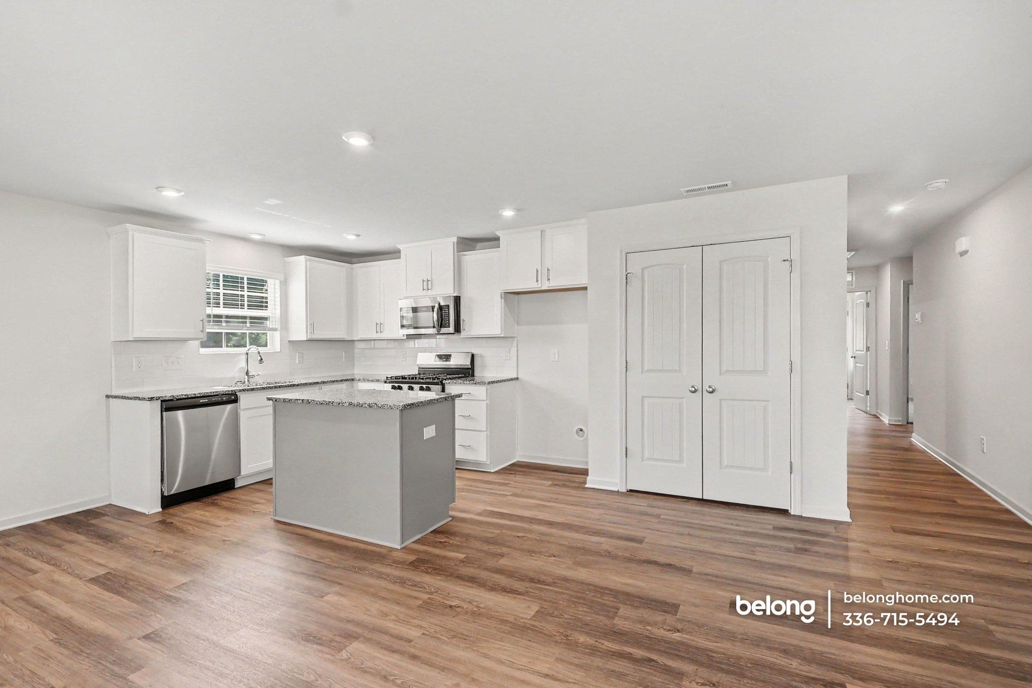 Building Photo - 385 Dasu Dr