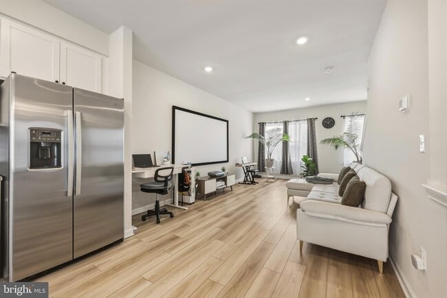 Building Photo - 51 Short Br Dr