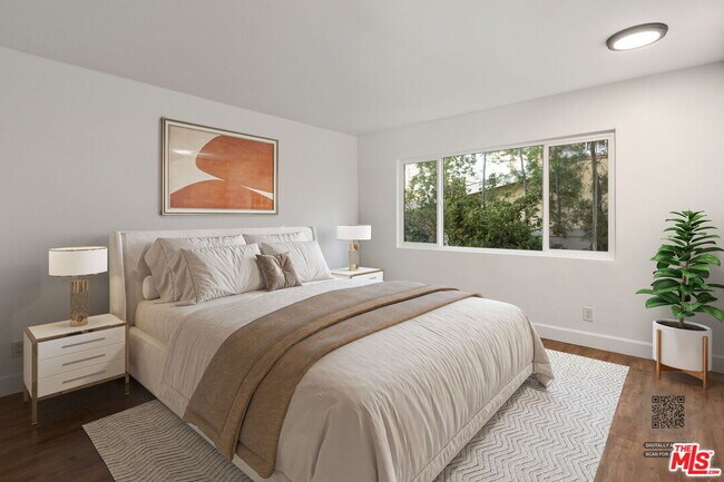 Building Photo - 16541 Park Ln Cir