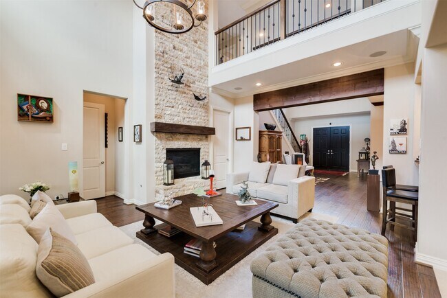 Building Photo - 1826 Jade Hollow Ln