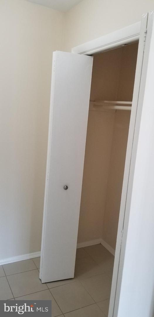 Building Photo - 5204 Newton St