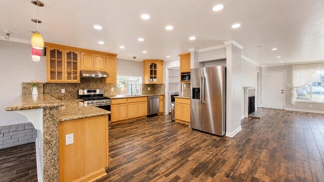 Building Photo - 2132 Forbes Ave