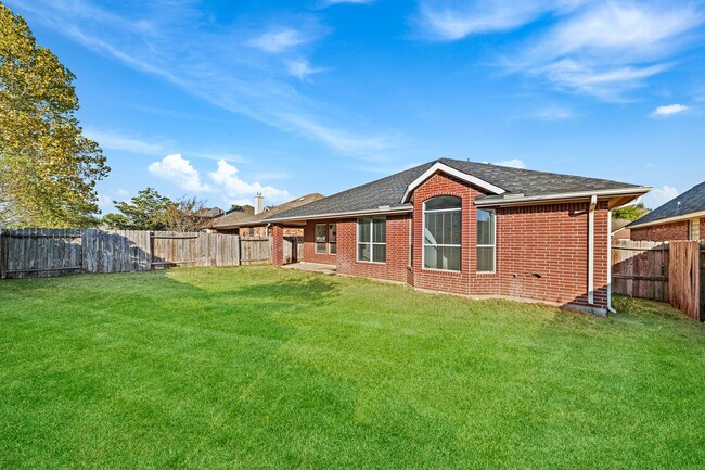 Building Photo - 7223 April Creek Ln