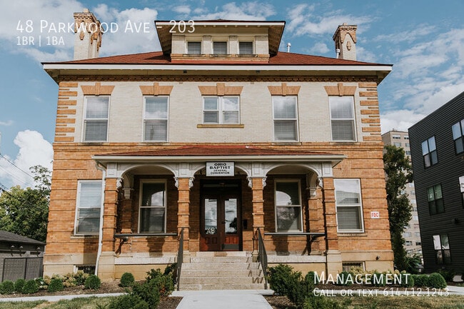 Building Photo - 48 Parkwood Ave
