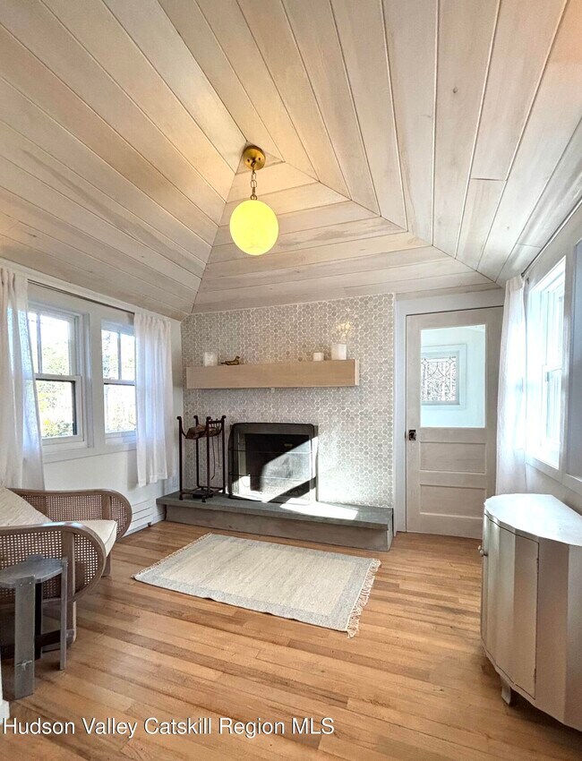 Building Photo - 299 Wittenberg Rd