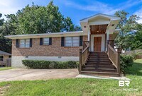 Building Photo - 7099 Pinehill Rd