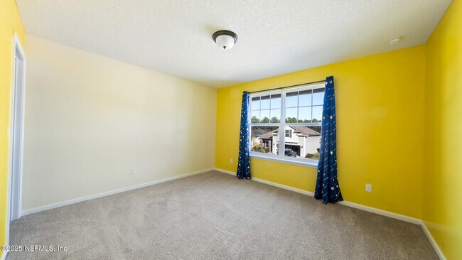 Building Photo - 86578 Lazy Lake Cir