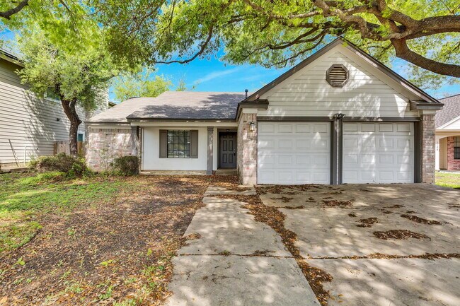 Building Photo - 2104 Agarita Trail
