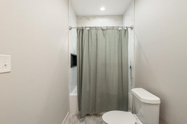 Building Photo - 203 Javier Dr